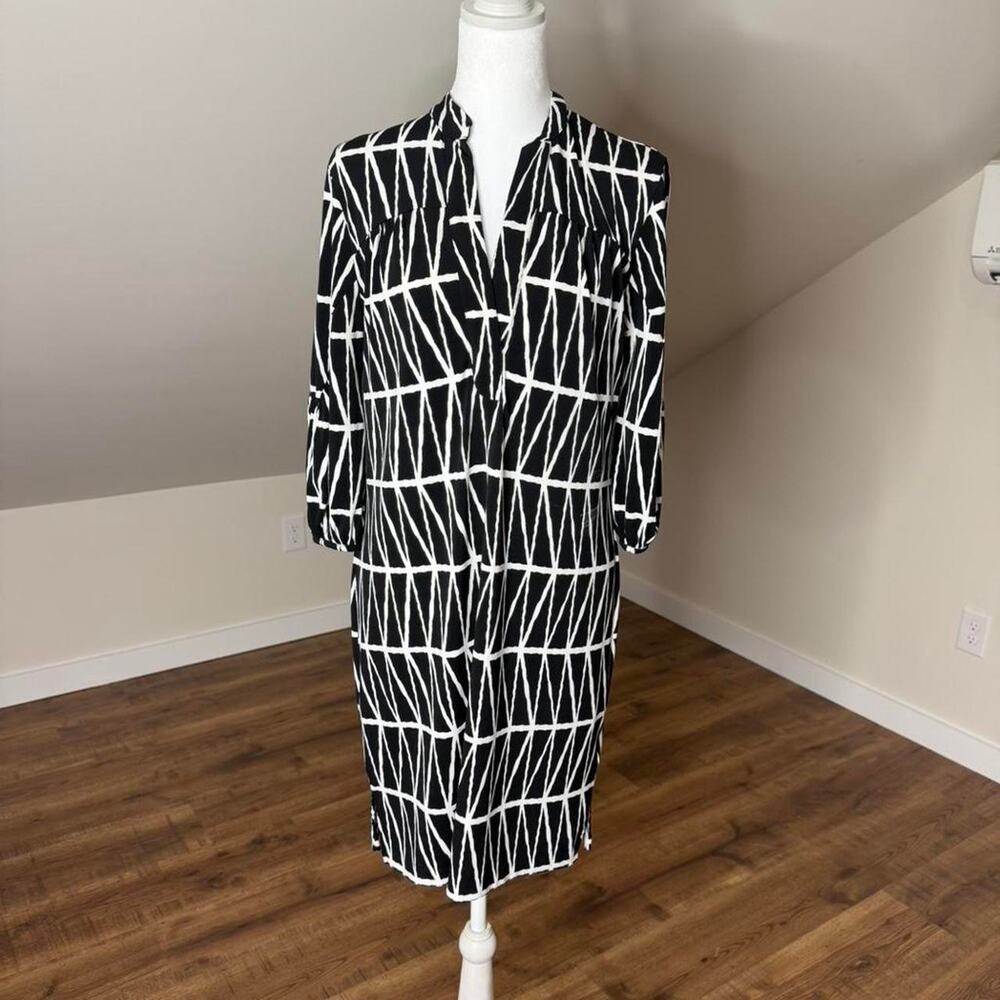 Banana Republic Black & White Geometric Print Shift Dress Size M Minimalist Chic